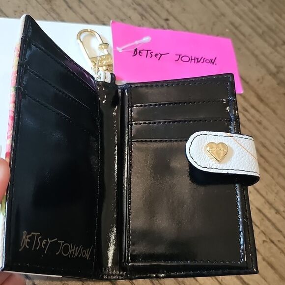 Betsey Johnson floral wallet NWT - Picture 3 of 7